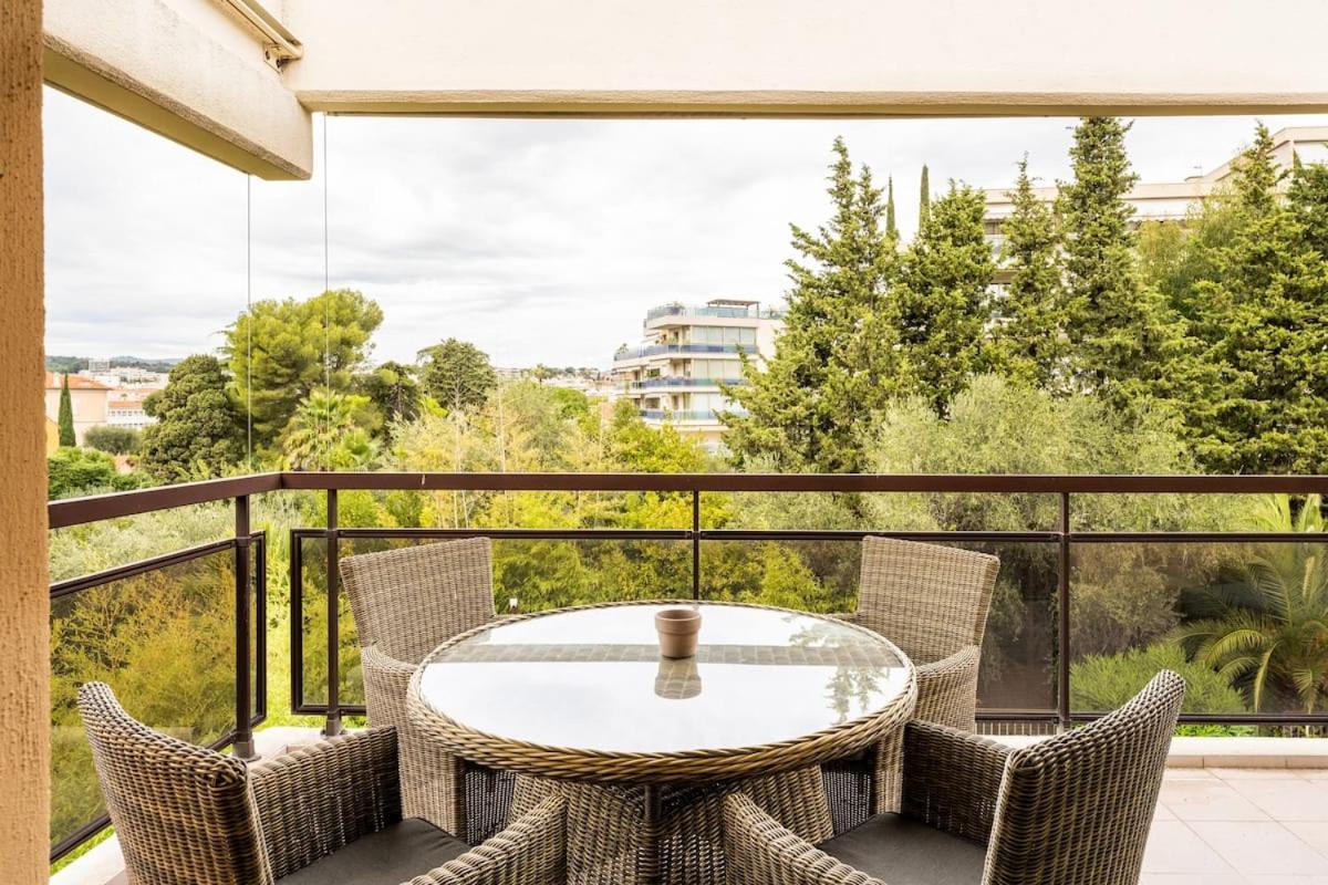Mi Casa Tu Casa - PG Apartment Cannes Luaran gambar